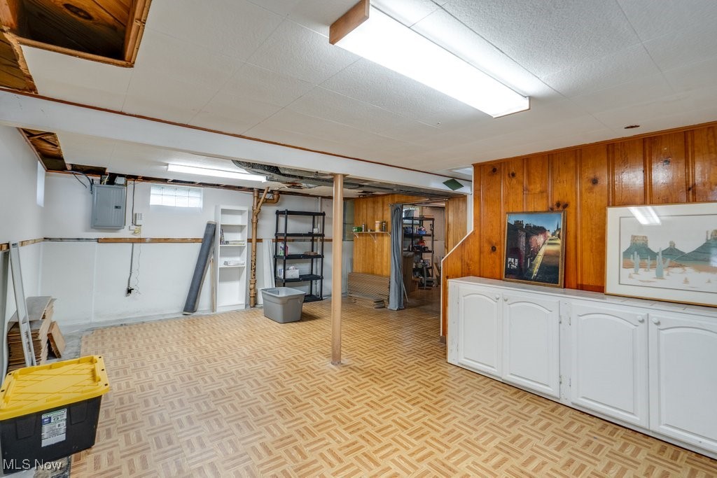 14401 Roxboro Avenue, Cleveland, Ohio image 29