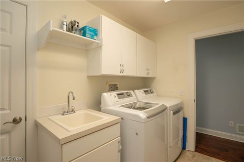 Tiny photo for 3301 Sumser Street NW, North Canton, OH 44720 (MLS # 5190296)