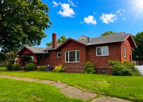 Photo for 843 W 29th Street