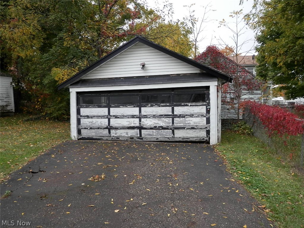 Maple Heights - Residential