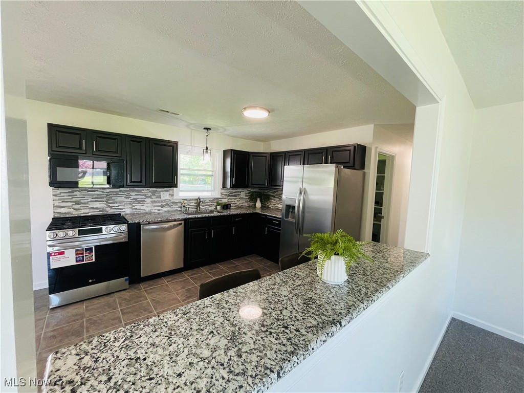 9284 June Drive, Streetsboro, Ohio image 8