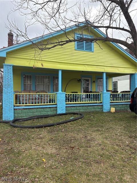 Homes For Sale - 320 E Auburndale Avenue<br/> Mahoning County, Youngstown, OH 44507