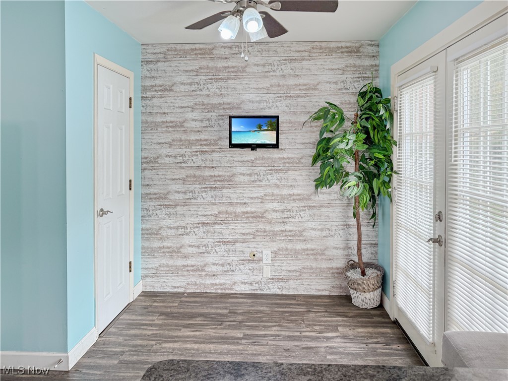 North Portage Path Estates - Residential