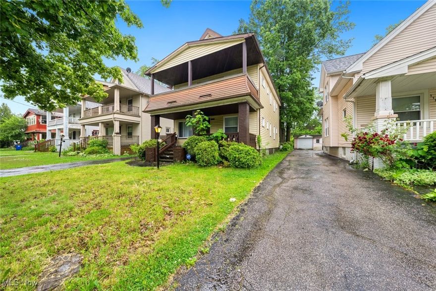 Welcome to 11224 Parkview Ave, a charming and affordable home nestled in the heart of Cleveland. This residence
features 4 spacious bedrooms and 3 full bathrooms, offering comfortable living for families, first-time buyers, or
investors. This home is a cash cow, receiving $1900 a month in rent. Inside, you'll find a cozy living room, a bright eat-in
kitchen, and generous natural light flowing through every room. The full basement provides ample space for storage,
laundry, and partially finished room. Located just minutes from parks, schools, major highways, and downtown Cleveland,
it's ideal for commuters and those seeking convenience. Whether you're looking to settle in or invest, this home has great
potential to be the perfect fit. Don't miss this opportunity to own a well-maintained property in a developing
neighborhood with tons of upside.