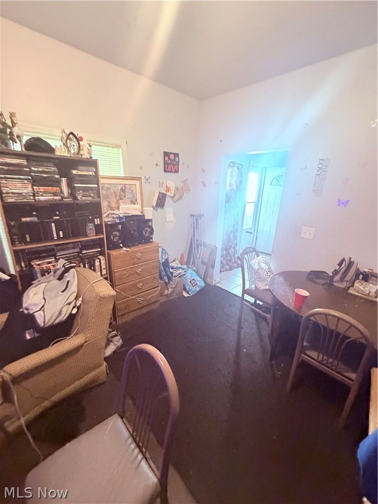 Halloway - Residential