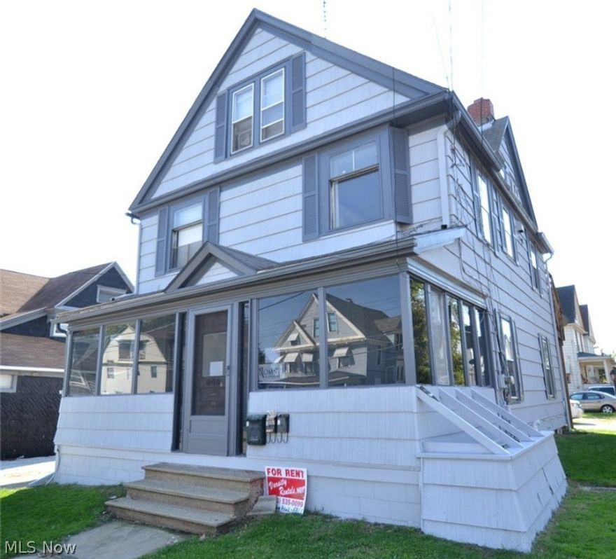 UNIVERSITY OF AKRON CASH FLOW MACHINE! This 4-unit has three 2 Bedroom Apartments and a studio apartment in a prime location just 1-Block east of campus. Always fully rented and never an empty apartment in this more than prime location. The 4 apartments gross $2750/mo in rent; $33,000 a year! The house also comes with a bonus buildable lot at 544 E. Buchtel that is currently being used for overflow parking. The roof was replaced in 2020, furnace in 2016, and water heaters in 2018. The apartments have many updates including a remodeled bath in apartment 1, remodeled kitchen & bath in apartment 2, remodeled kitchen in apartment 3, and new luxury vinyl plank flooring throughout the common areas to name a few. All units are leased through July 28, 2023. This one won't last!