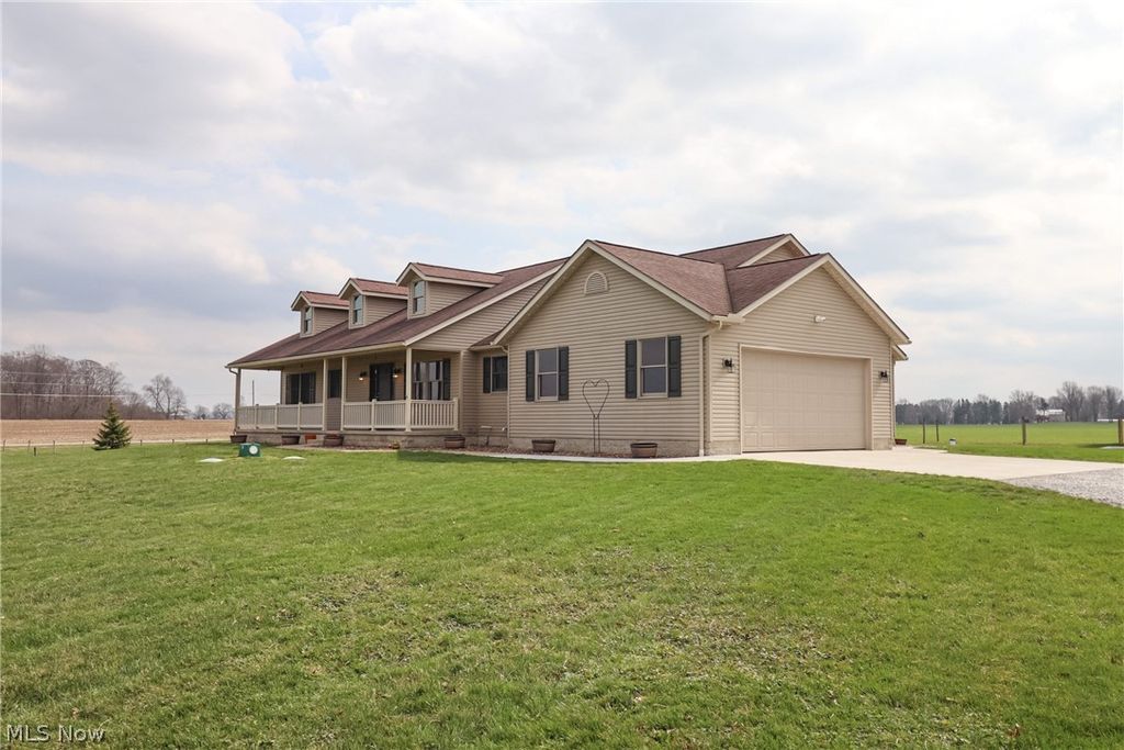 Photo of 1153 E Pleasant Home Road, Creston, OH 44691 (MLS # 5196525)