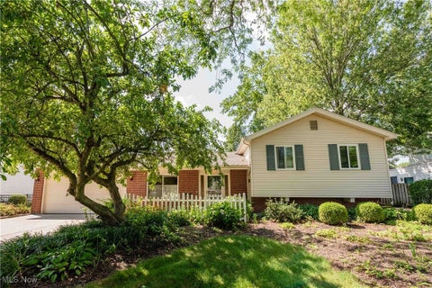 Photo for 26547 Locust Drive