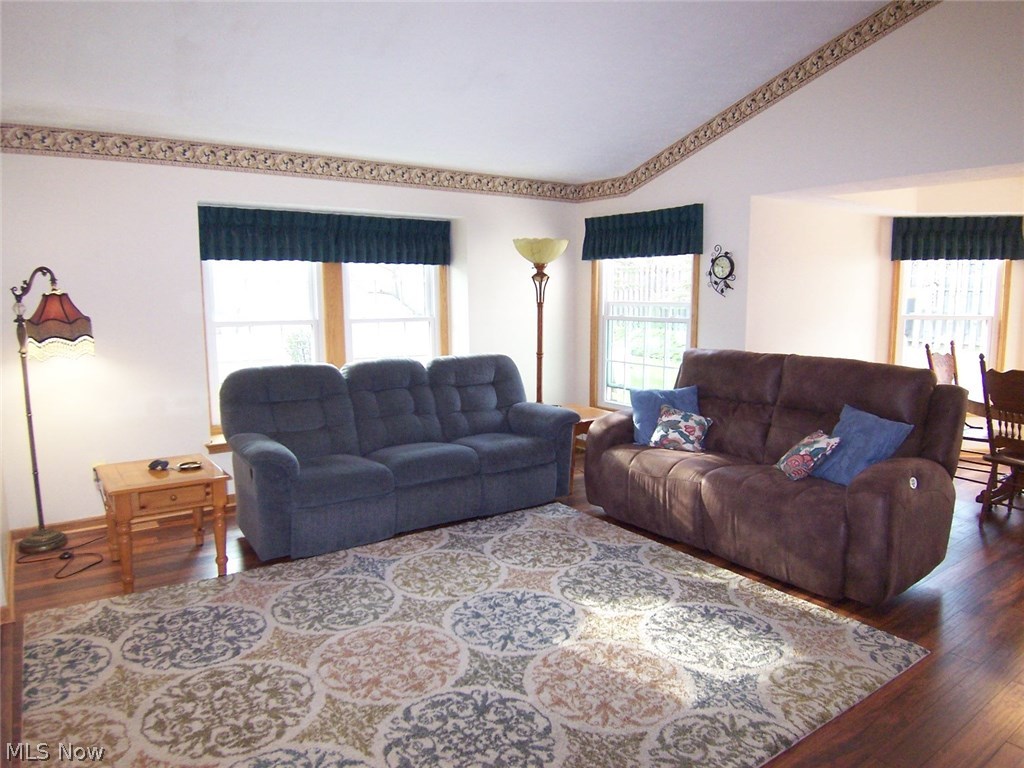 Woodbury Condo - Residential