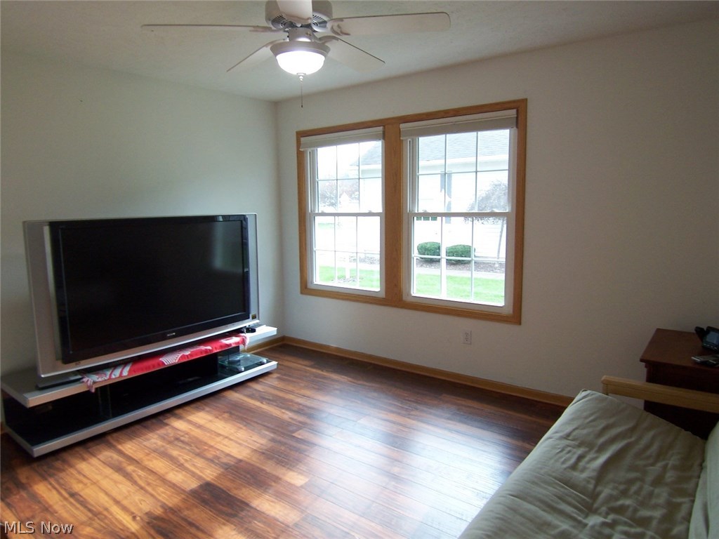 Woodbury Condo - Residential