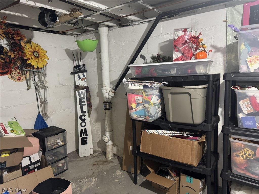 Barberton Realty Companys Wes - Residential