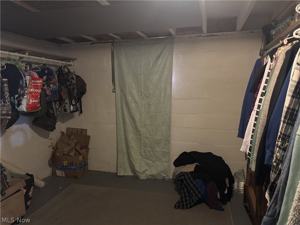 Barberton Realty Companys Wes - Residential