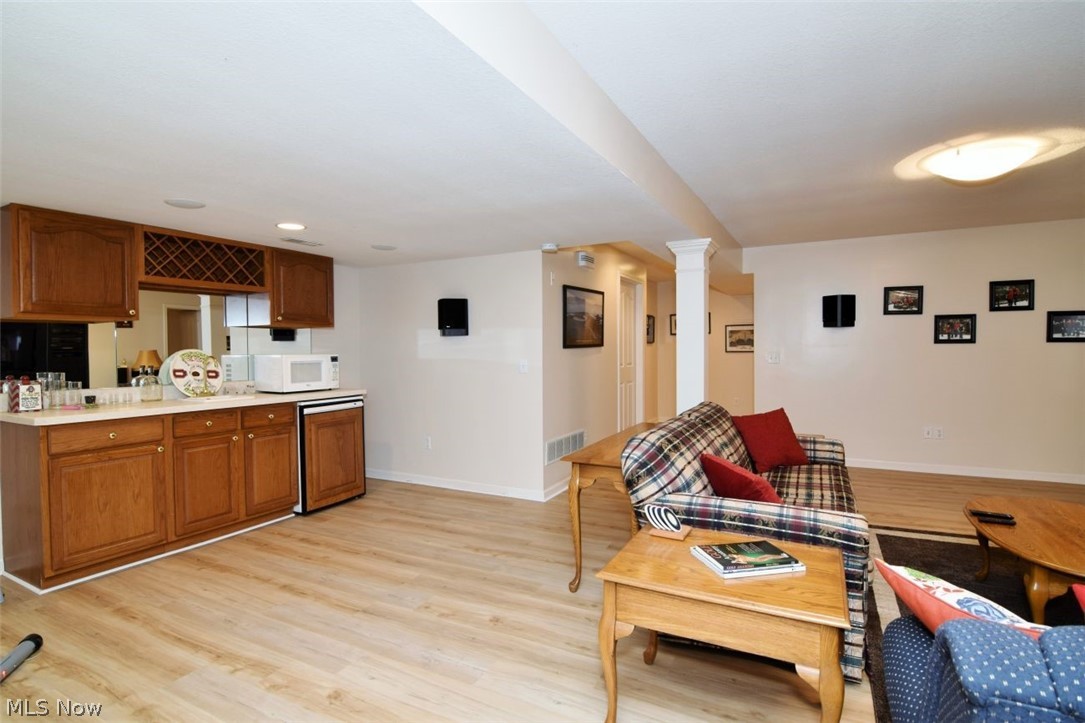 Country Club Village Ph 02 Clstr - Residential