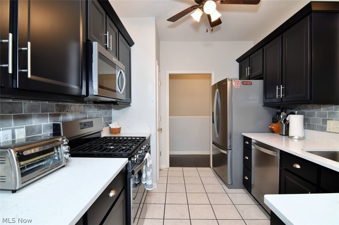 Country Club Village Ph 02 Clstr - Residential