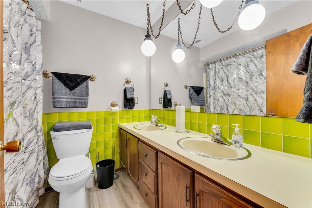 Seven Pines 01 - Residential