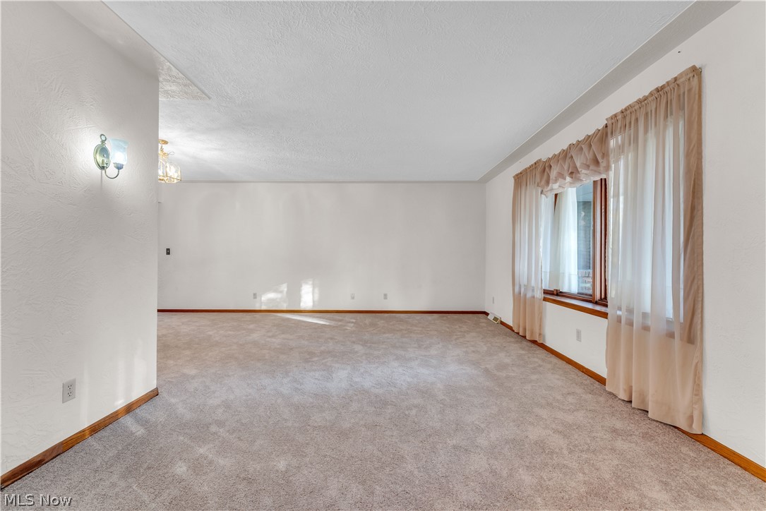 Seven Pines 01 - Residential