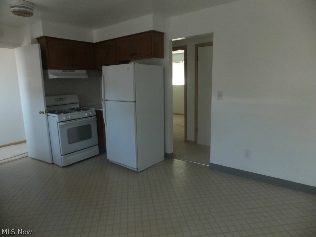 Tuxedo Ext Allotment/M C Aupin - Residential Income