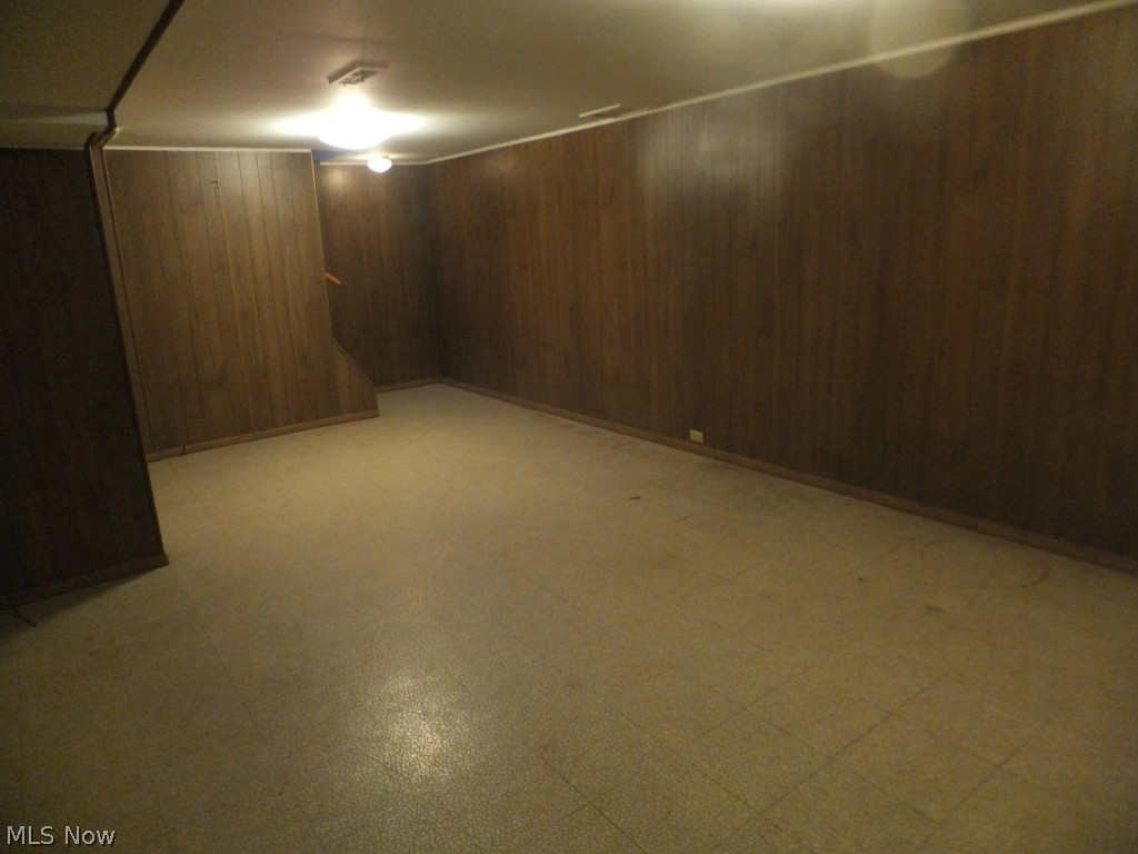 Tuxedo Ext Allotment/M C Aupin - Residential Income