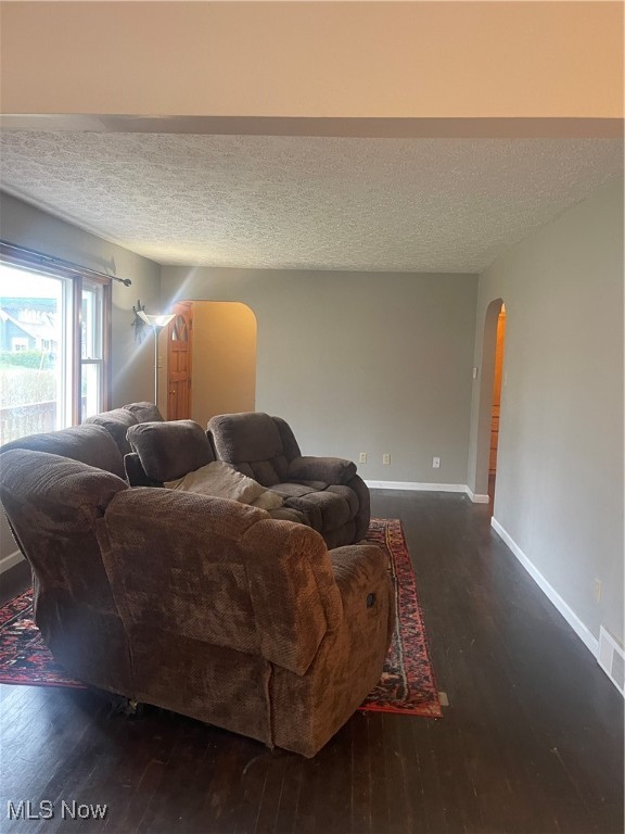2652 N Bender Avenue, Akron, Ohio image 2