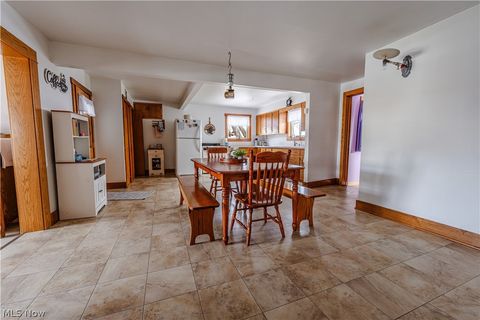 Tiny photo for 16350 Nauvoo Road, Middlefield, OH 44062 (MLS # 5190198)