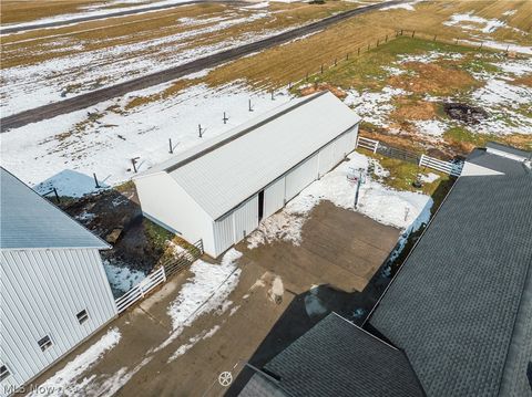 Tiny photo for 16350 Nauvoo Road, Middlefield, OH 44062 (MLS # 5190198)