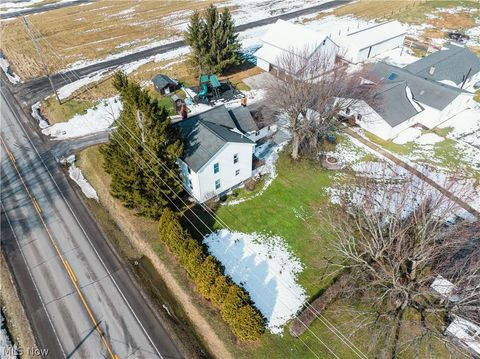 Tiny photo for 16350 Nauvoo Road, Middlefield, OH 44062 (MLS # 5190198)