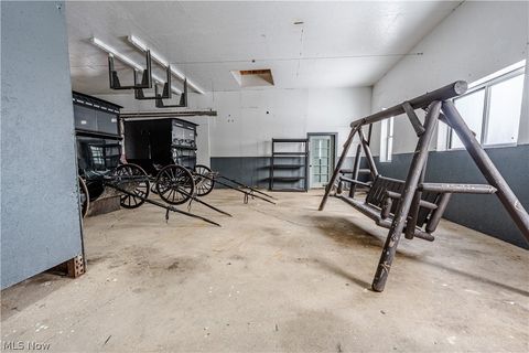 Tiny photo for 16350 Nauvoo Road, Middlefield, OH 44062 (MLS # 5190198)