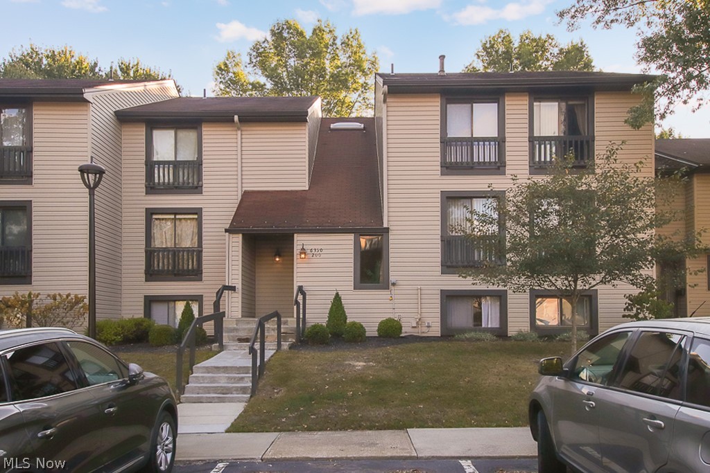 Oak Knolls Condo - Residential