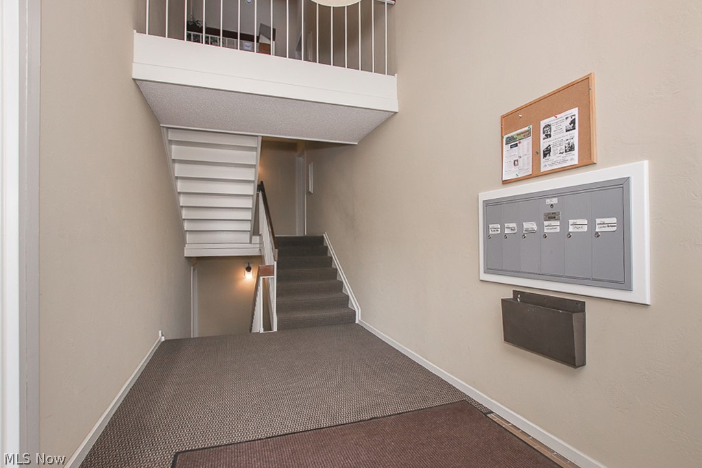 Oak Knolls Condo - Residential