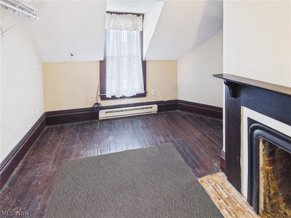 Oakwood Park Adn - Residential