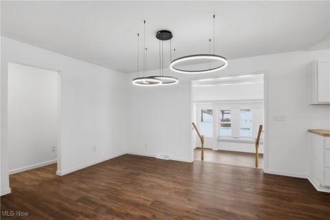 Tiny photo for 1549 W Sprague Road, Broadview Heights, OH 44147 (MLS # 5179807)