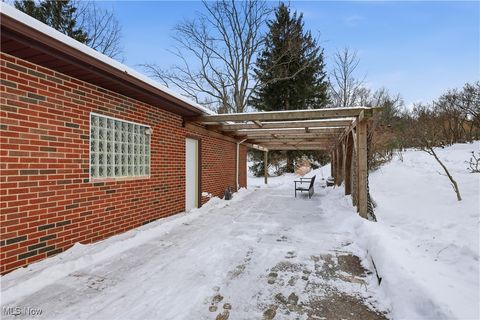 Tiny photo for 1549 W Sprague Road, Broadview Heights, OH 44147 (MLS # 5179807)