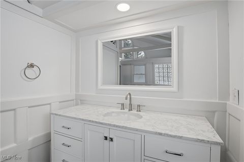 Tiny photo for 1549 W Sprague Road, Broadview Heights, OH 44147 (MLS # 5179807)