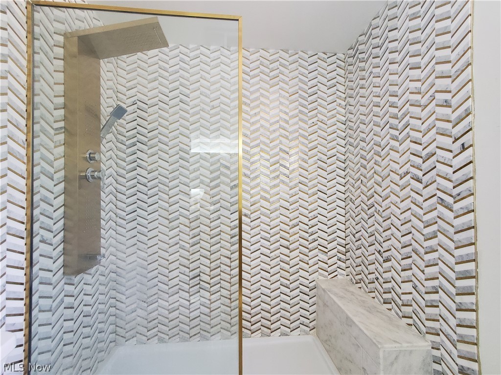 Lancaster Ests/Frank Mavecs - Residential