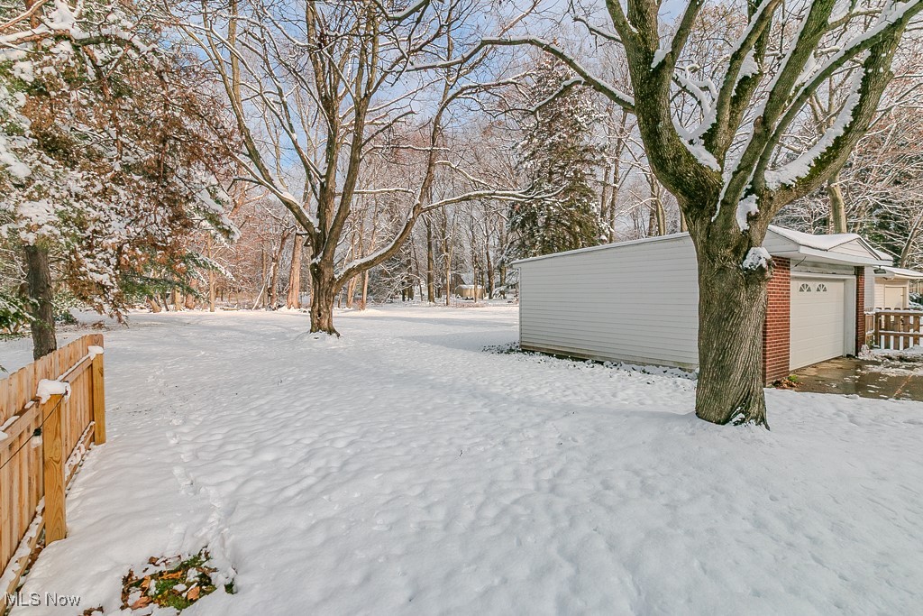 City/Willoughby 13 - Residential