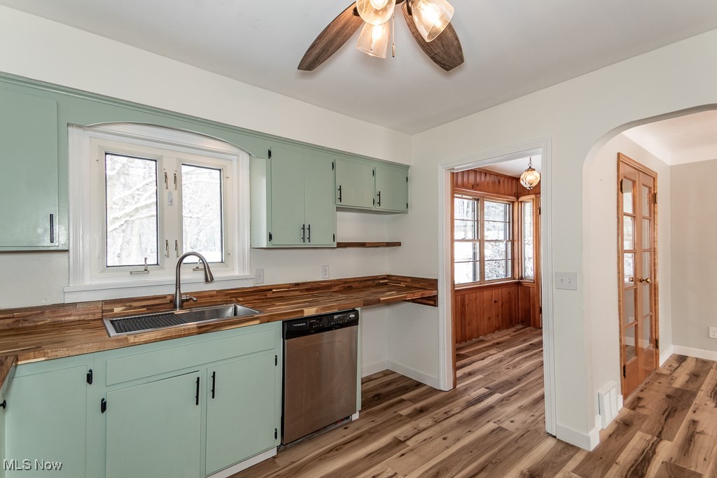 City/Willoughby 13 - Residential