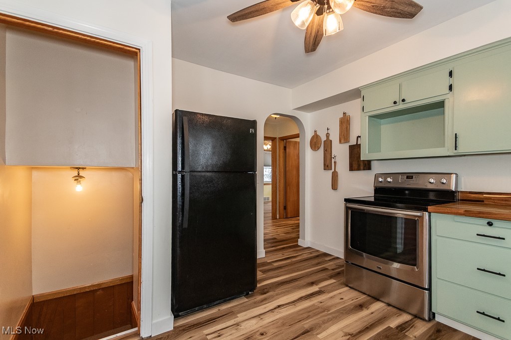 City/Willoughby 13 - Residential