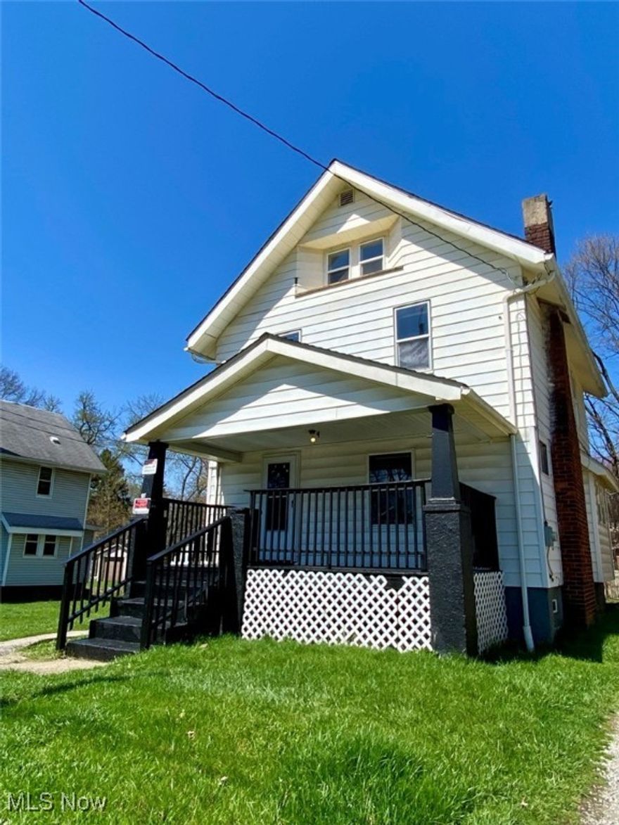 West Akron 4 Bdr single Family Home near Highland Square with sunny front porch.  Finished attic as 4th bedroom plus bonus room could be used as an office.  Eat-in Kitchen, stove included but refrigerator not included.  Built-in storage in dining room, decorative fireplace and central air.  Off-street parking with spacious backyard.  $200 Water Deposit.  Laundry hook ups.  Pets considered on a case by case basis.  Tenant pays electric/gas/water.

Qualifications:
 • 3x1 Income ratio 3 Months consecutive income.
 • No Collections from previous lease
 • No evictions (5 Years) 
 • 600+ Credit Score 
 • Clear Criminal History (policy on website under qualifications tab)
 • Non Smoking Building
 • Renters Insurance Required
Single Family Home Rentals required an additional Water Deposit