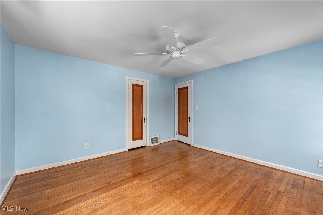 Cleveland, Ohio 44111, United States, 3 Bedrooms Bedrooms, ,1 BathroomBathrooms,Residential,Pending,154665