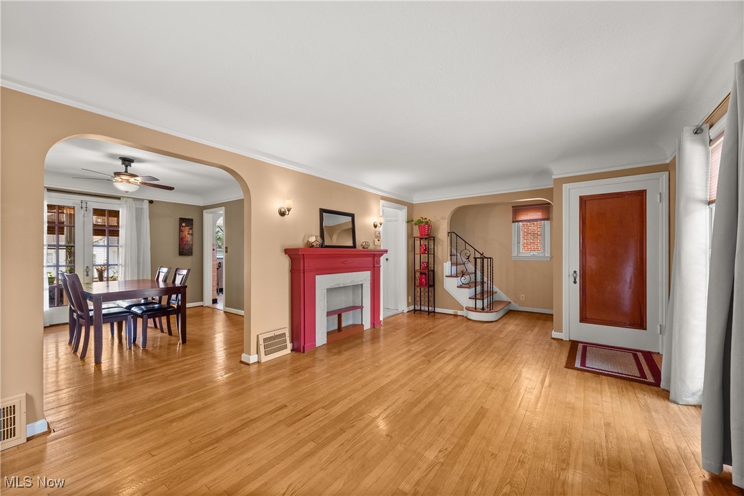 Cleveland, Ohio 44111, United States, 3 Bedrooms Bedrooms, ,1 BathroomBathrooms,Residential,Pending,154665