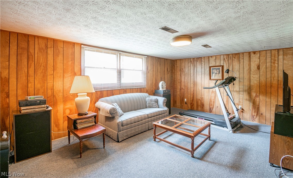 Vill Gr Sub - Residential