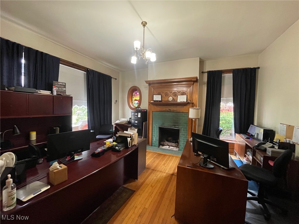 City/Canton - Commercial Sale