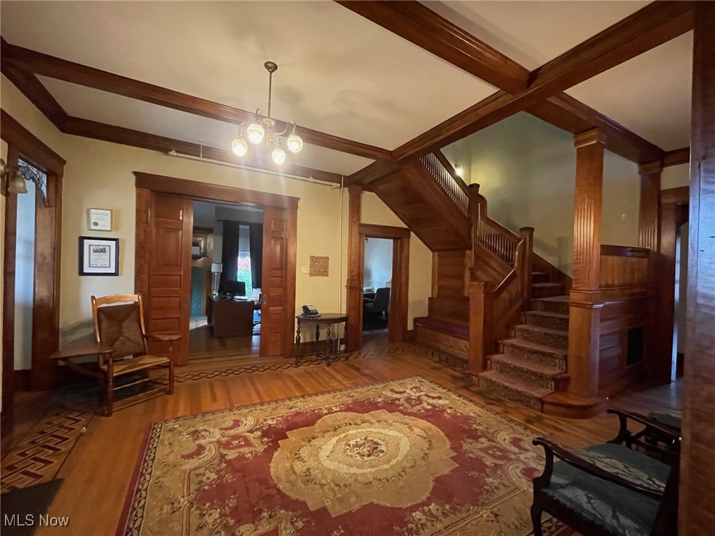 City/Canton - Commercial Sale