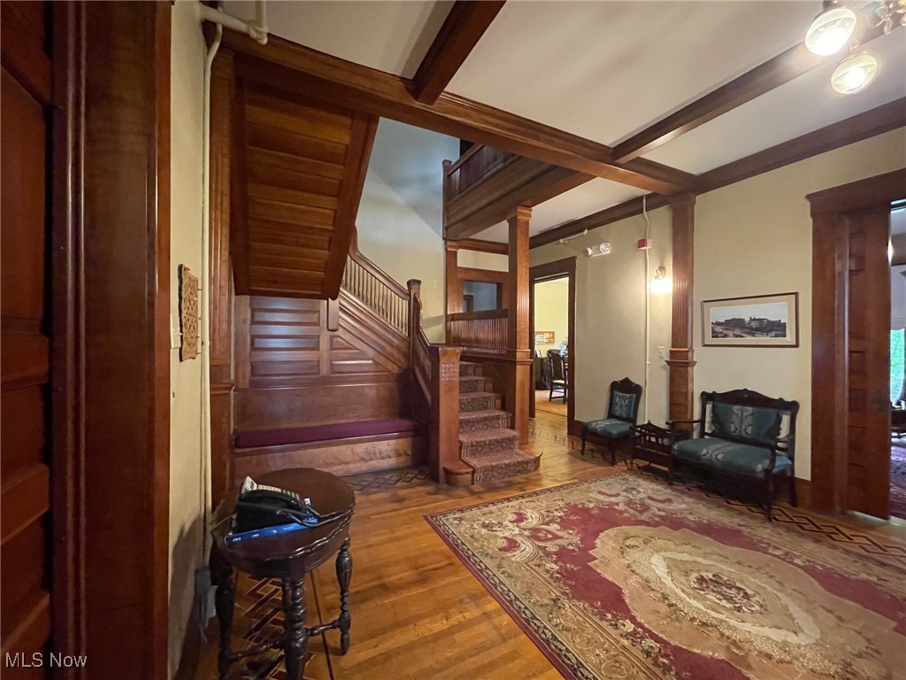 City/Canton - Commercial Sale