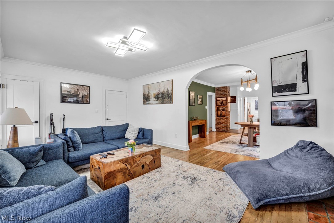 3808-3810 E 149th Street