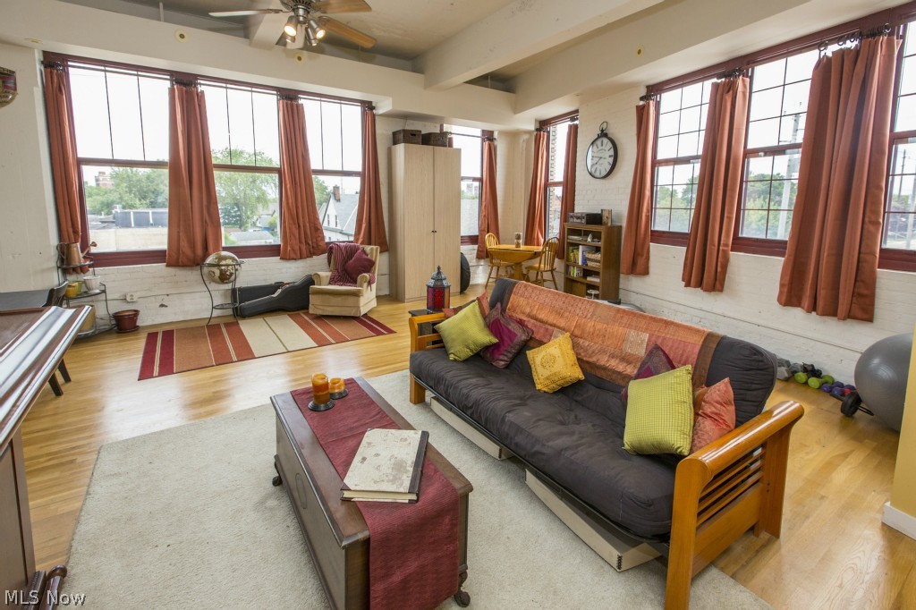 J H Webster Assignee & Mabel W - Residential