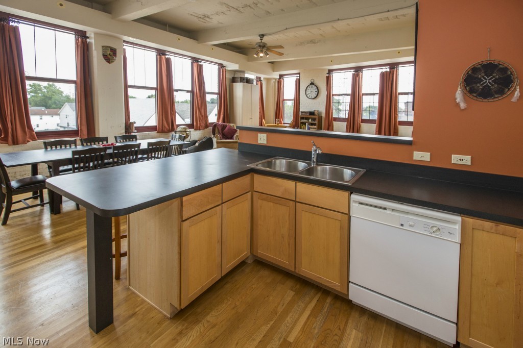 J H Webster Assignee & Mabel W - Residential