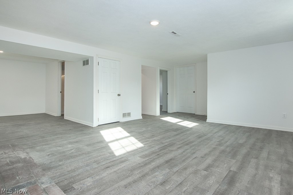 Cresthaven 05 - Residential