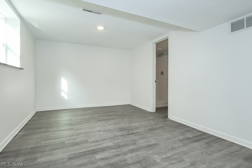 Cresthaven 05 - Residential