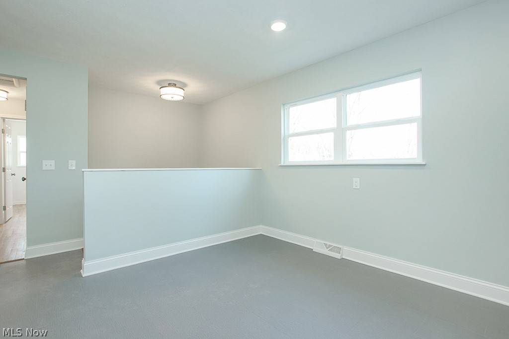 Cresthaven 05 - Residential